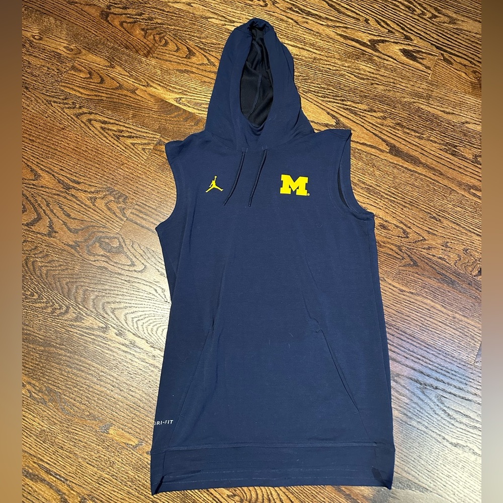 Jordan Navy Sleeveless Hoodie with Michigan Logo